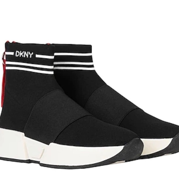 DKNY Women’s Sneakers - Picture 3 of 9